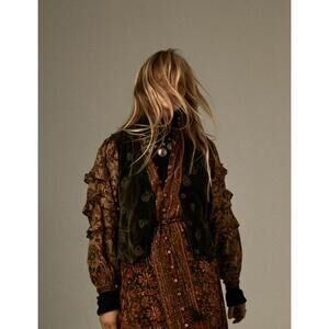 NEW MAISON HOTEL velluto kafka vest in macchiato